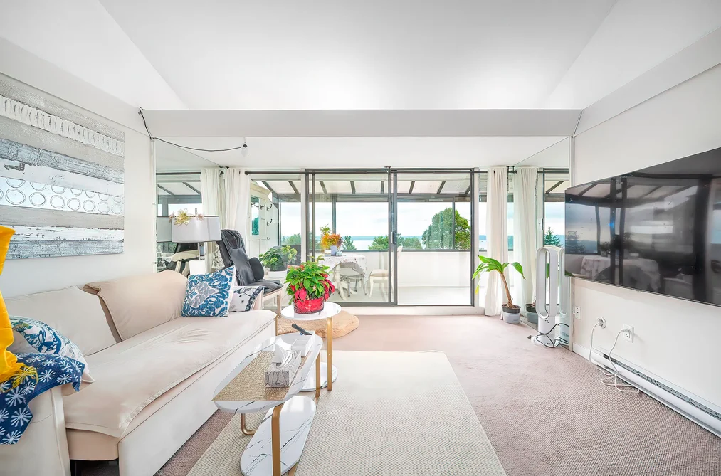 49 2202 FOLKESTONE WAY, West Vancouver BC V7S 2X7, West Vancouver BC — Residential for Sale - Photo 2