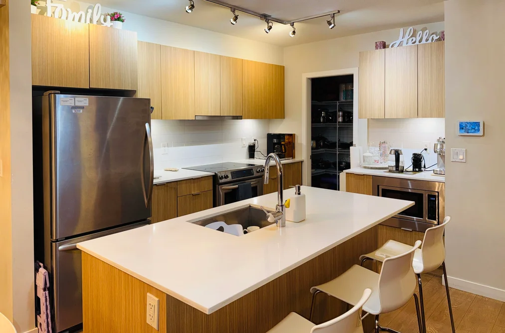 49 3728 THURSTON STREET, Burnaby BC V5H 0E6, Burnaby BC — Residential for Sale - Photo 2