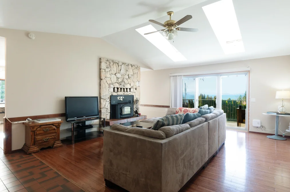 4902 LAUREL AVENUE, Sechelt BC V7Z 0B7, Sechelt BC — Residential for Sale - Photo 5