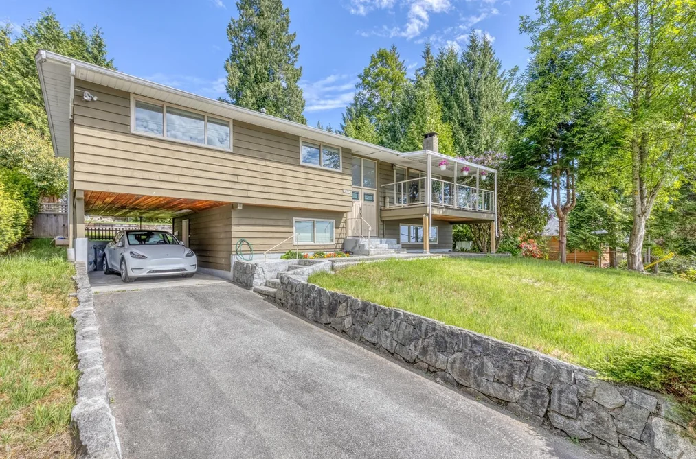 House for sale at 4902 Ranger Avenue North Vancouver British Columbia - MLS: R3127730