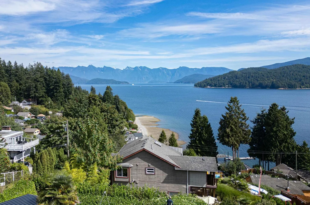 491 Woodland Ave, Gibsons, BC - MLS: R3160978