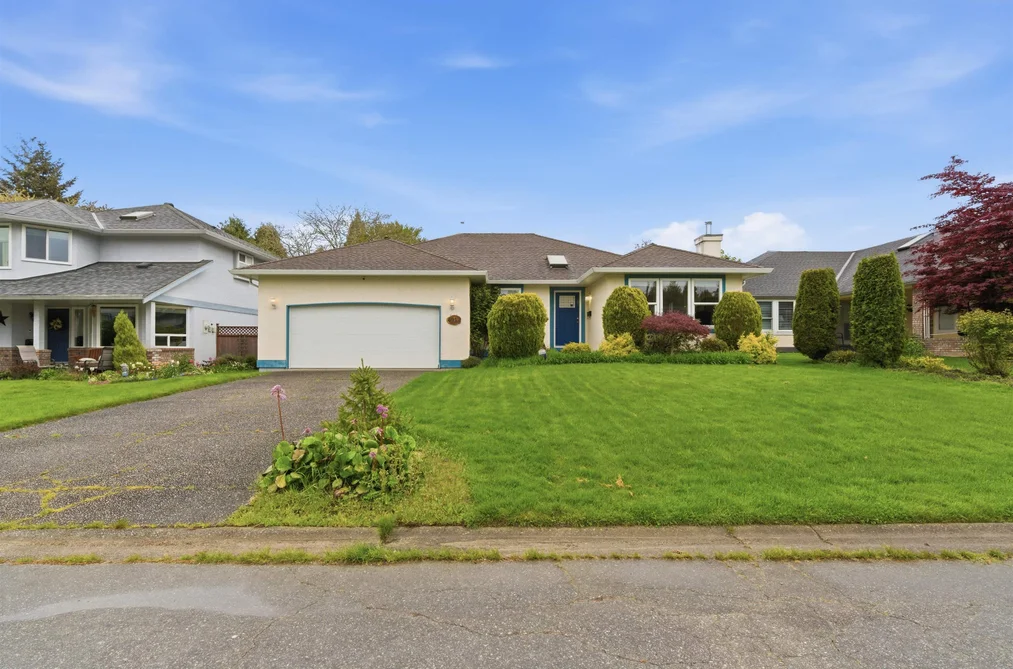 House for sale at 4912 208a Street Langley British Columbia - MLS: R3117515