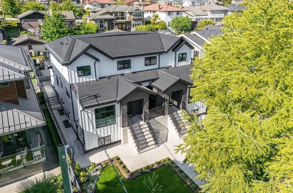 4917 VENABLES STREET, Burnaby BC V5B 1X8, Burnaby BC — Residential for Sale - Photo 2
