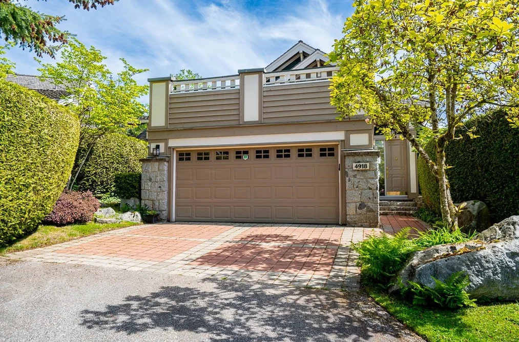 House for sale at 4918 Edendale Lane West Vancouver British Columbia - MLS: R3069288