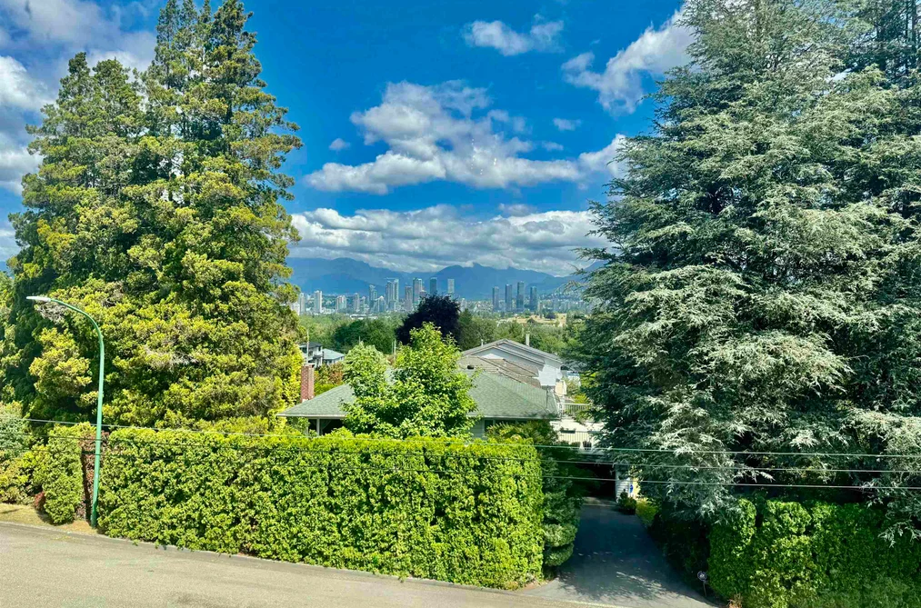 4920 SARDIS CRESCENT, Burnaby BC V5H 3K3, Burnaby BC — Residential for Sale — Photo 28 of 40