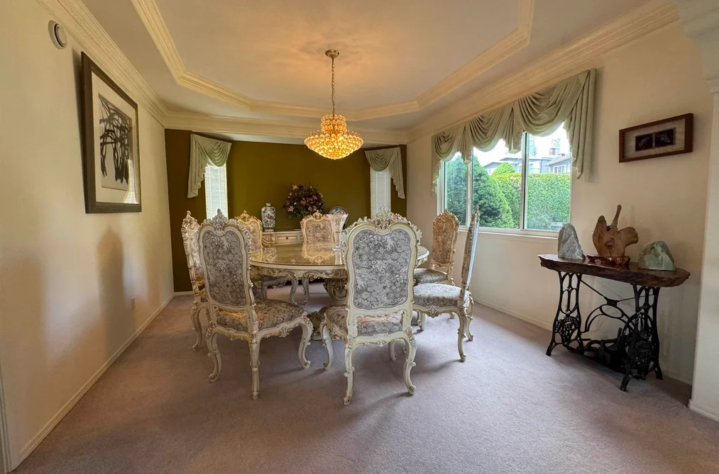 4920 SARDIS CRESCENT, Burnaby BC V5H 3K3, Burnaby BC — Residential for Sale — Photo 4 of 40