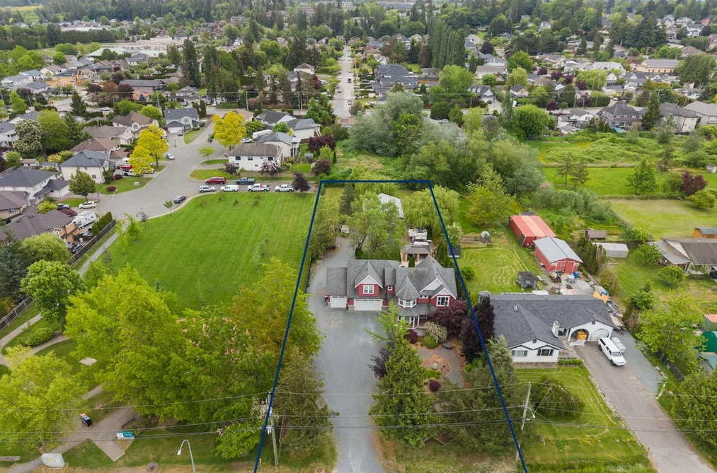House for sale at 4922 215 Street Langley British Columbia - MLS: R3126025
