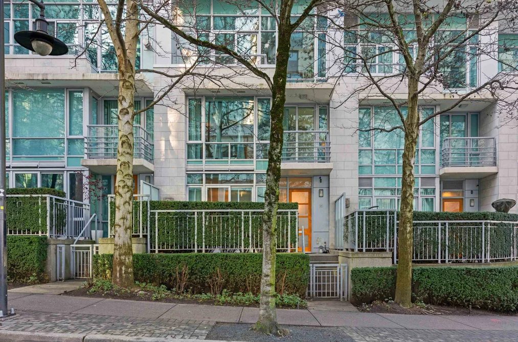 493 BROUGHTON STREET, Vancouver BC V6G 3E8, Vancouver BC — Residential for Sale - Photo 4