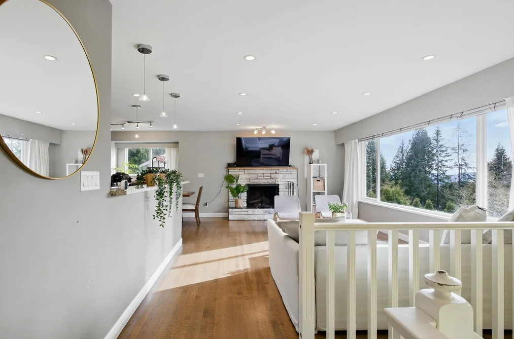 4938 REDONDA DRIVE, North Vancouver BC V7R 3J9, North Vancouver BC — Residential for Sale - Photo 2