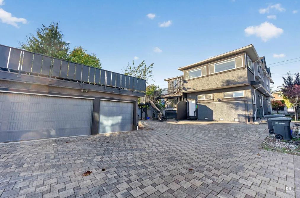 4940 Rumble Street, Burnaby, BC - MLS: R3180070 - Photo 7 4940 Rumble Street, Burnaby, BC - MLS: R3180070 - Photo 7