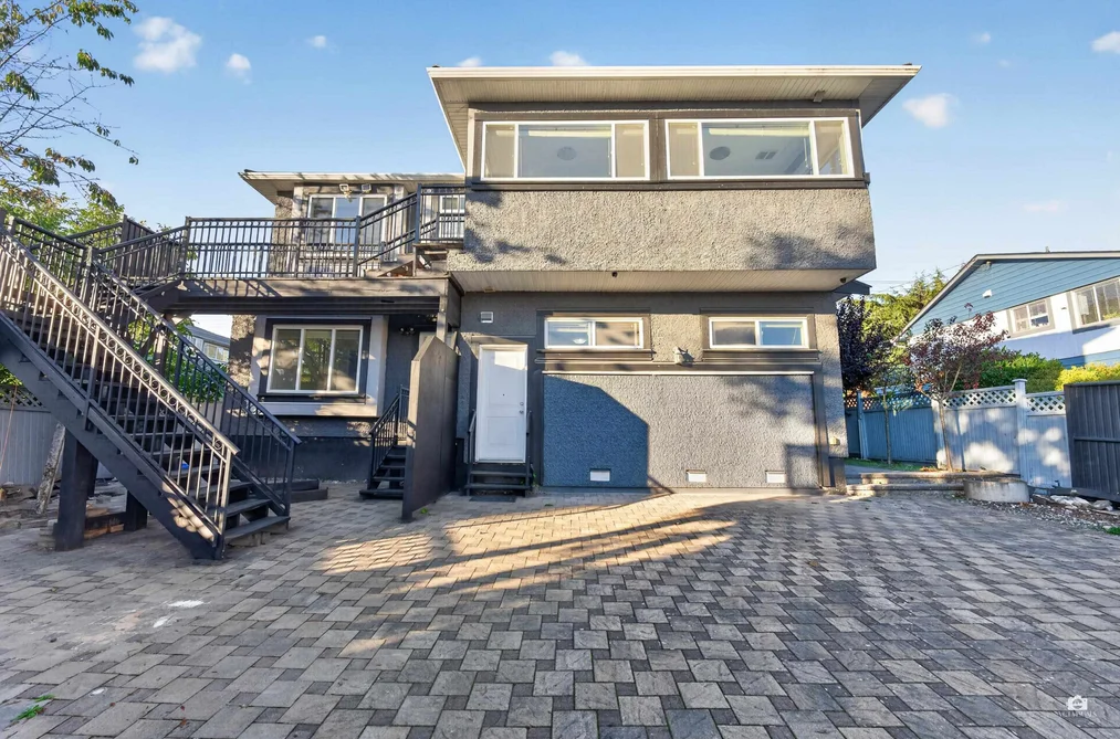 4940 Rumble Street, Burnaby, BC - MLS: R3180070 - Photo 8 4940 Rumble Street, Burnaby, BC - MLS: R3180070 - Photo 8