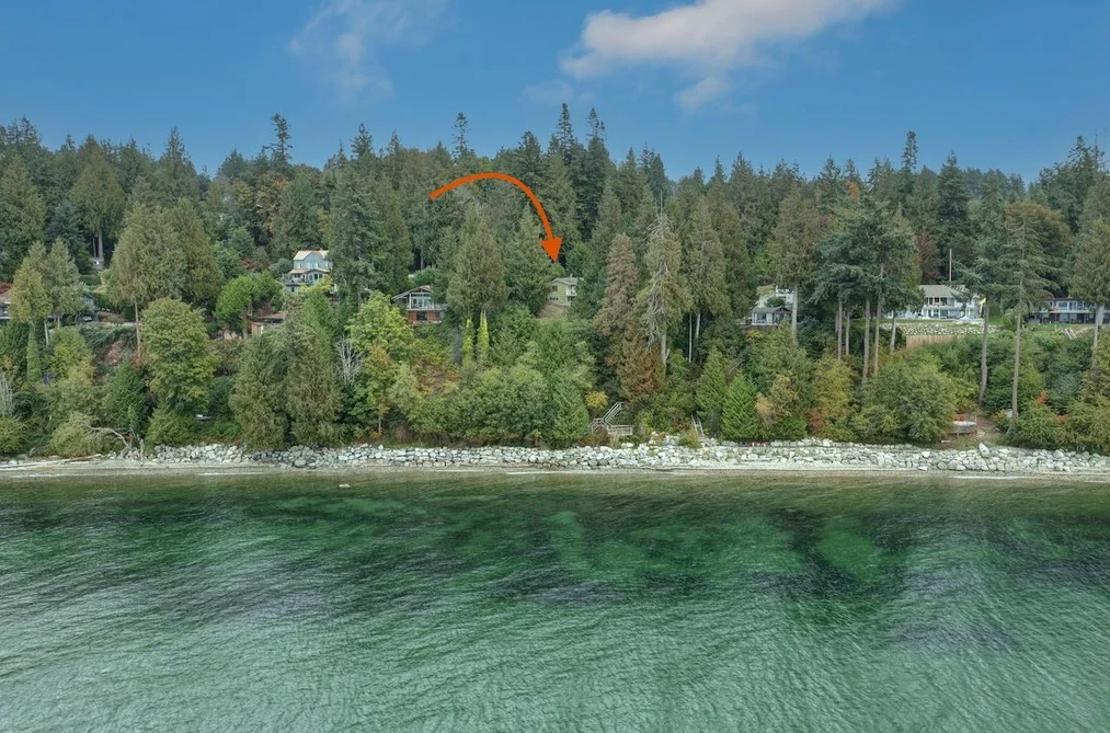 4947 SUNSHINE COAST HIGHWAY, Sechelt BC V7Z 0B6, Sechelt BC — Residential for Sale - Photo 2