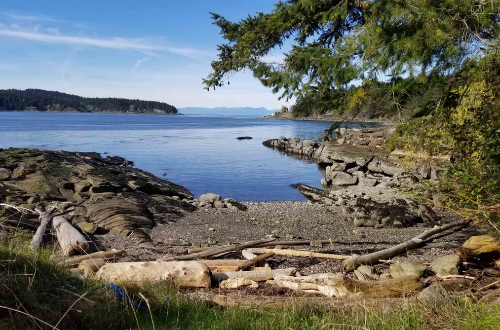 495 DEACON LANE, Galiano Island BC V0N 1P0, Galiano Island BC — Residential for Sale - Photo 2