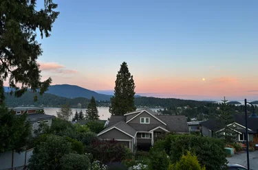 496 Spyglass Pl, Gibsons, BC - MLS: R3173265