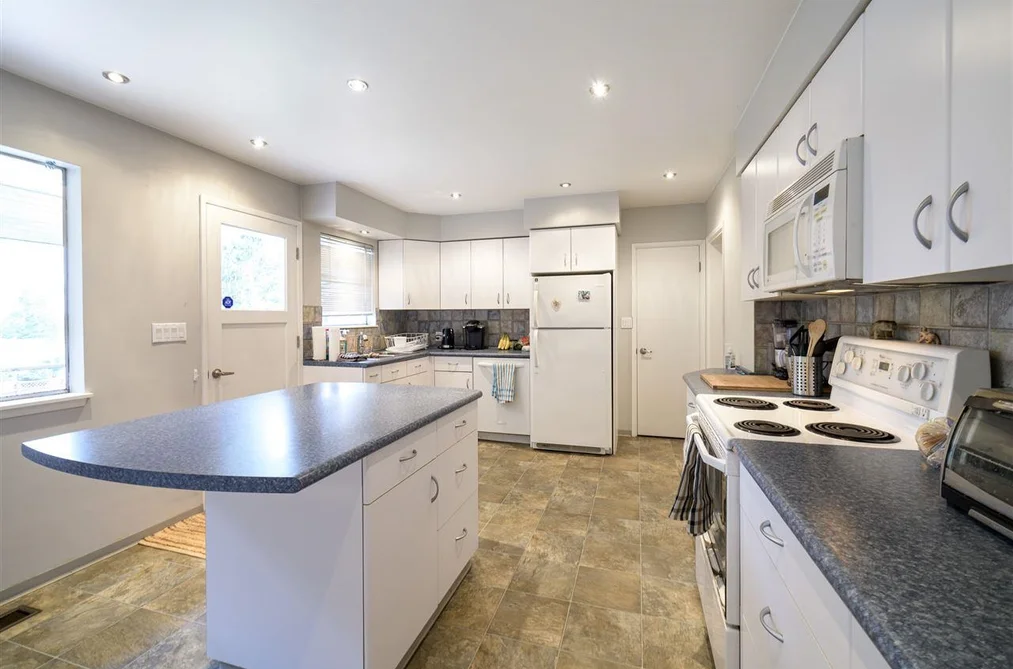 4965 8A AVENUE, Delta BC V4M 1T2, Delta BC — Residential for Sale — Photo 8 of 22
