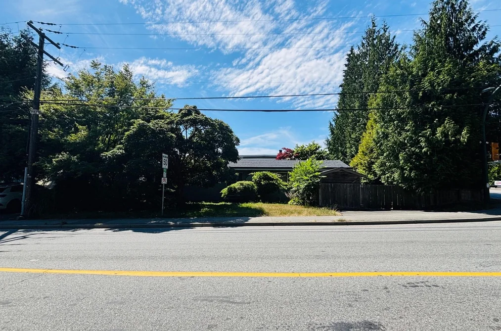 498 HICKEY DRIVE, Coquitlam BC V3K 5P1, Coquitlam BC — Residential for Sale - Photo 2
