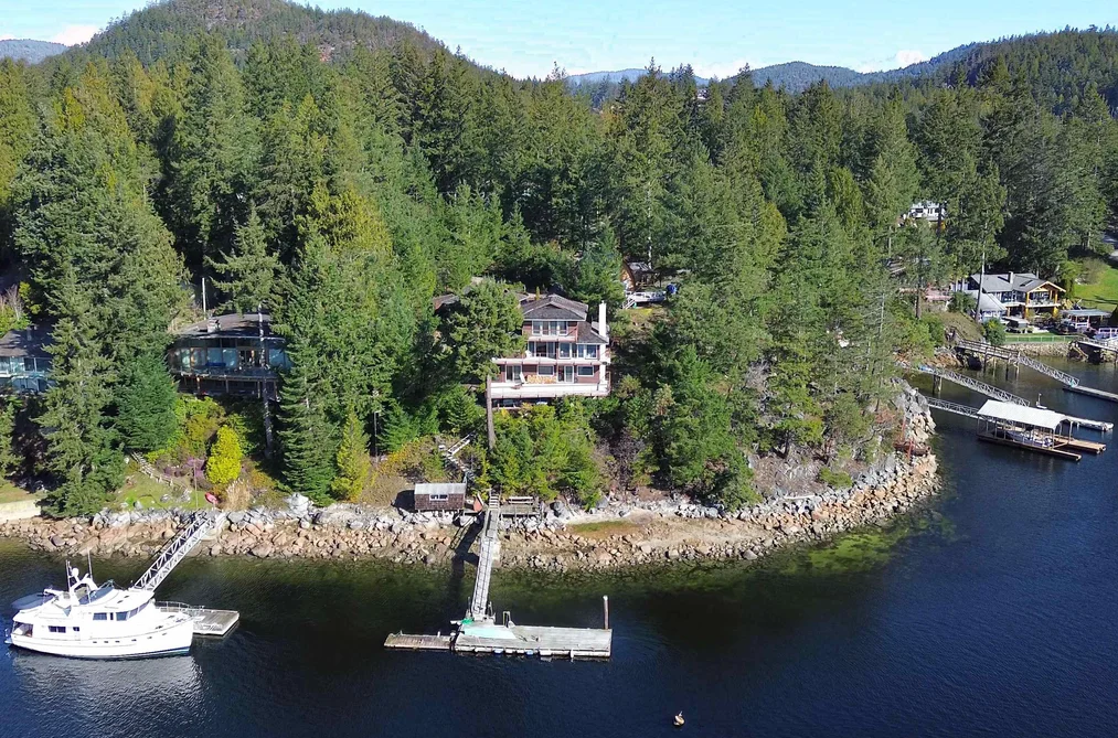 House for sale at 4981 Panorama Drive Garden Bay British Columbia - MLS: R3103930