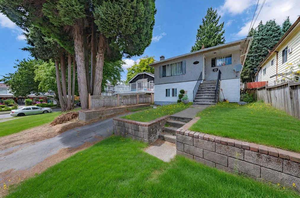 House for sale at 4987 Hoy Street Vancouver British Columbia - MLS: R3148036