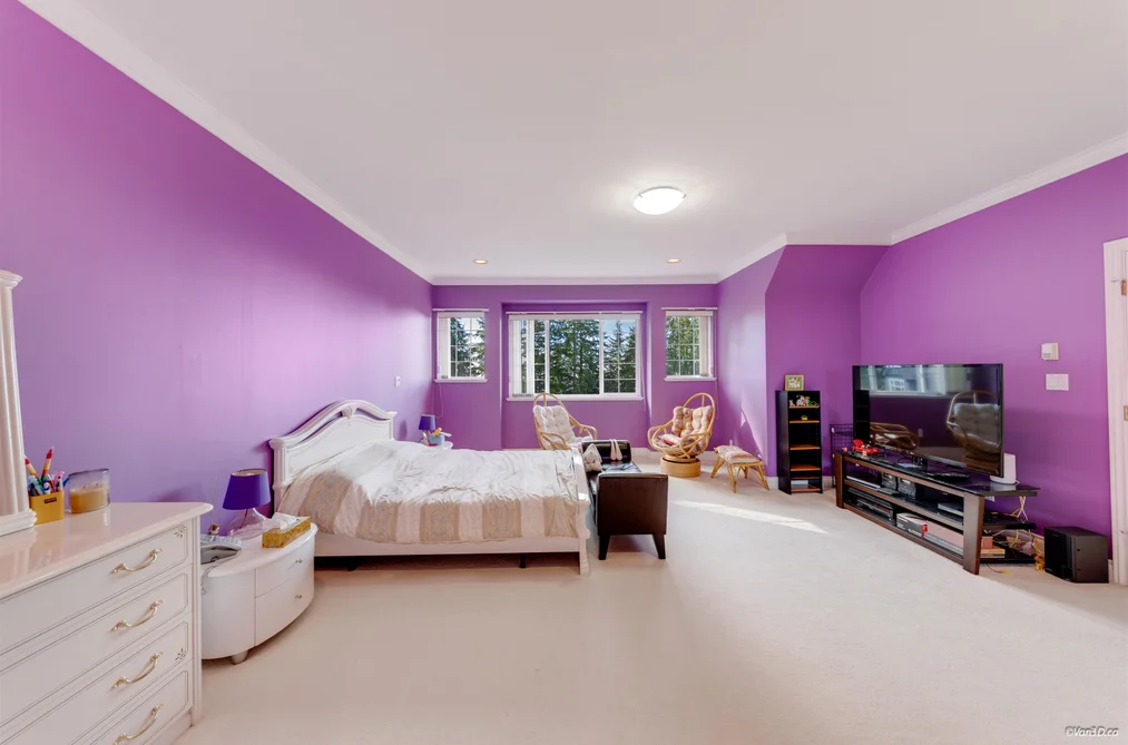 4989 CHALET PLACE, North Vancouver, BC — Residential for Sale — Photo 12 of 36