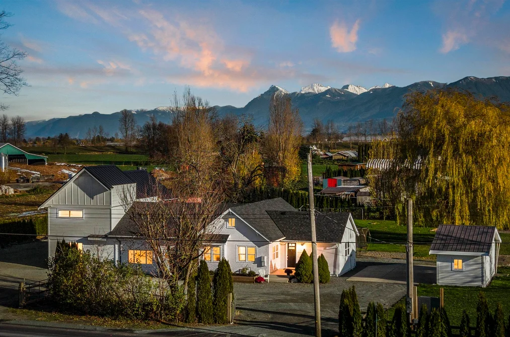 4990 BOUNDARY ROAD, Yarrow BC V2R 5J1, Yarrow BC — Residential for Sale - Photo 2