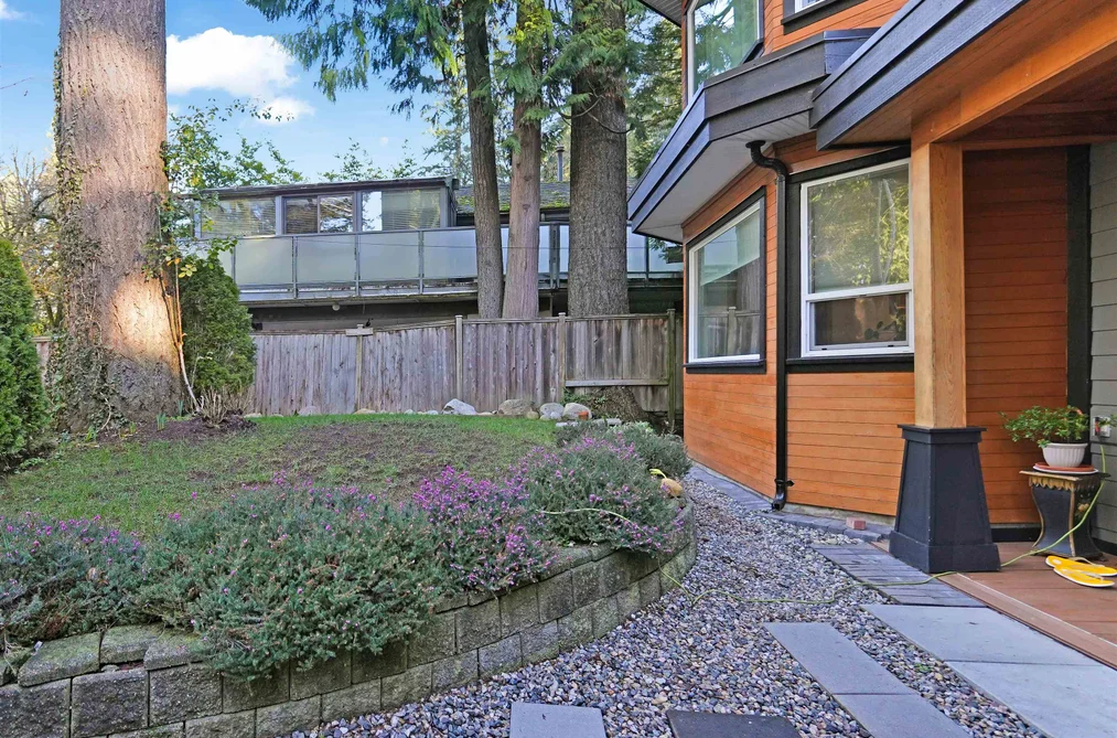 4990 CAPILANO ROAD, North Vancouver BC V7R 4K6, North Vancouver BC — Residential for Sale - Photo 2