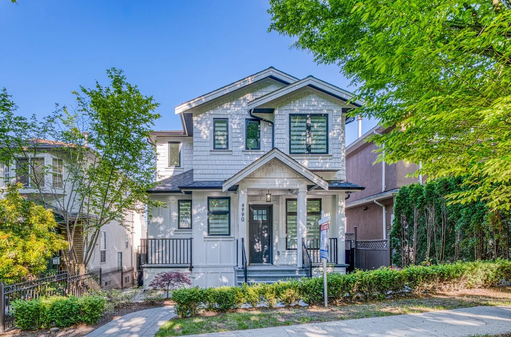 House for sale at 4990 Sherbrooke Street Vancouver British Columbia - MLS: R3160999