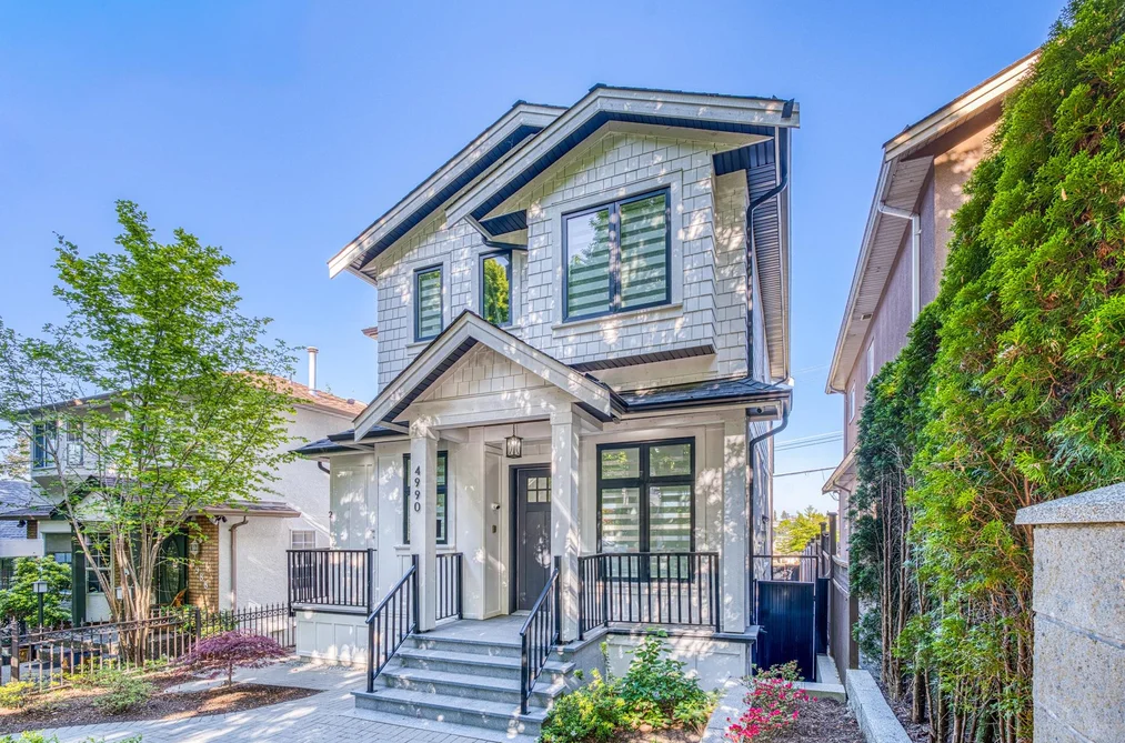 House for sale at 4990 Sherbrooke Street Vancouver British Columbia - MLS: R3160999