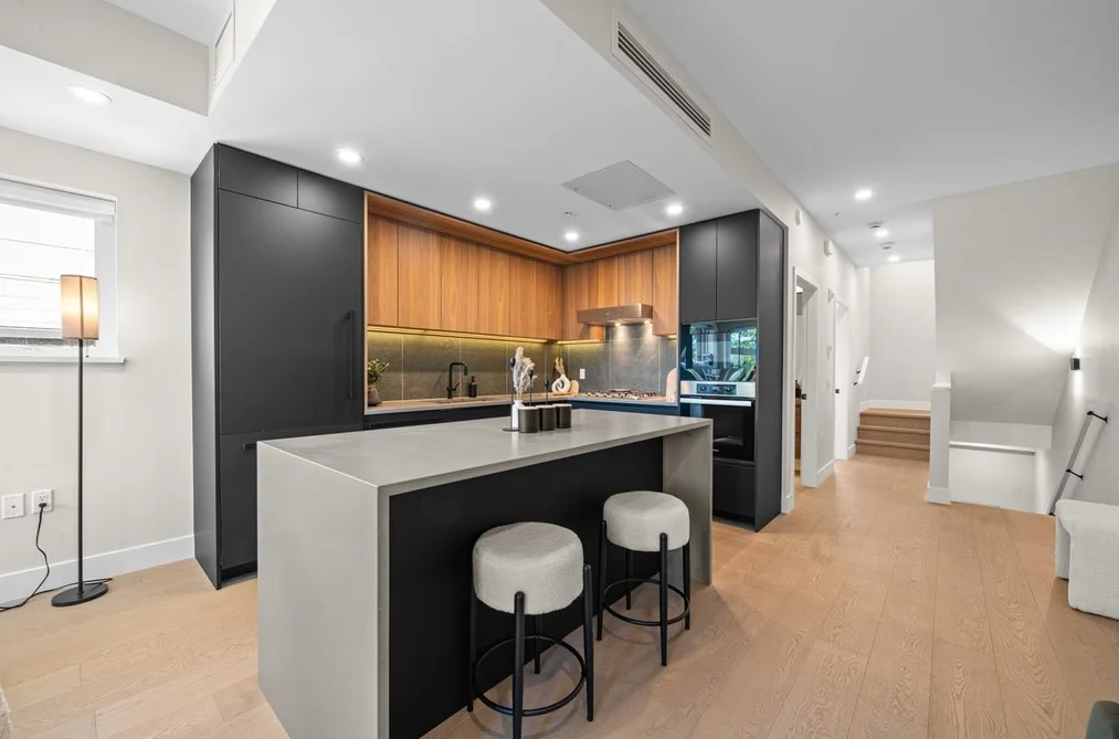 5 128 W WOODSTOCK AVENUE, Vancouver BC V5Y 0P4, Vancouver BC — Residential for Sale — Photo 7 of 31