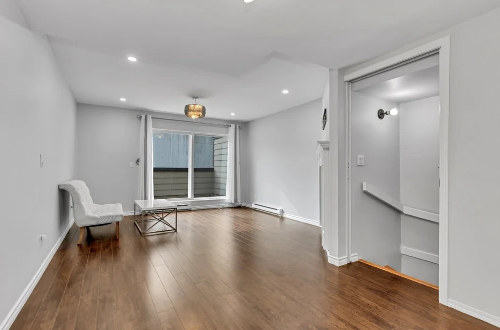 5 1535 ST. GEORGES AVENUE, North Vancouver BC V7L 3J6, North Vancouver BC — Residential for Sale - Photo 3