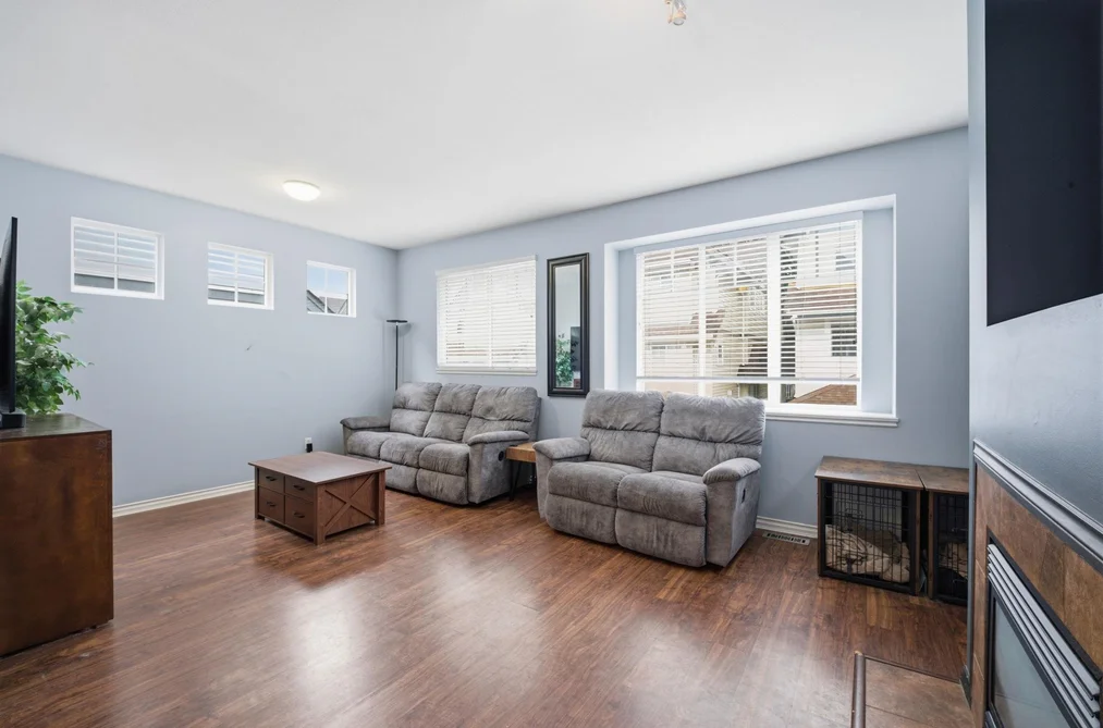 5 20582 67 AVENUE, Langley BC V2Y 3B2, Langley BC — Residential for Sale — Photo 2 of 40