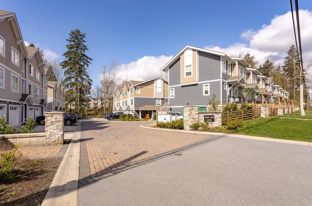 5 23108 LOUGHEED HIGHWAY, Maple Ridge BC V2X 2W3, Maple Ridge BC — Residential for Sale - Photo 2