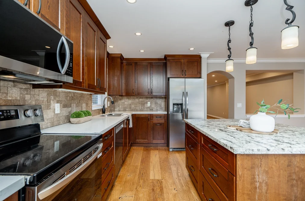 5 2351 PARKWAY BOULEVARD, Coquitlam BC V3E 3P2, Coquitlam BC — Residential for Sale - Photo 7