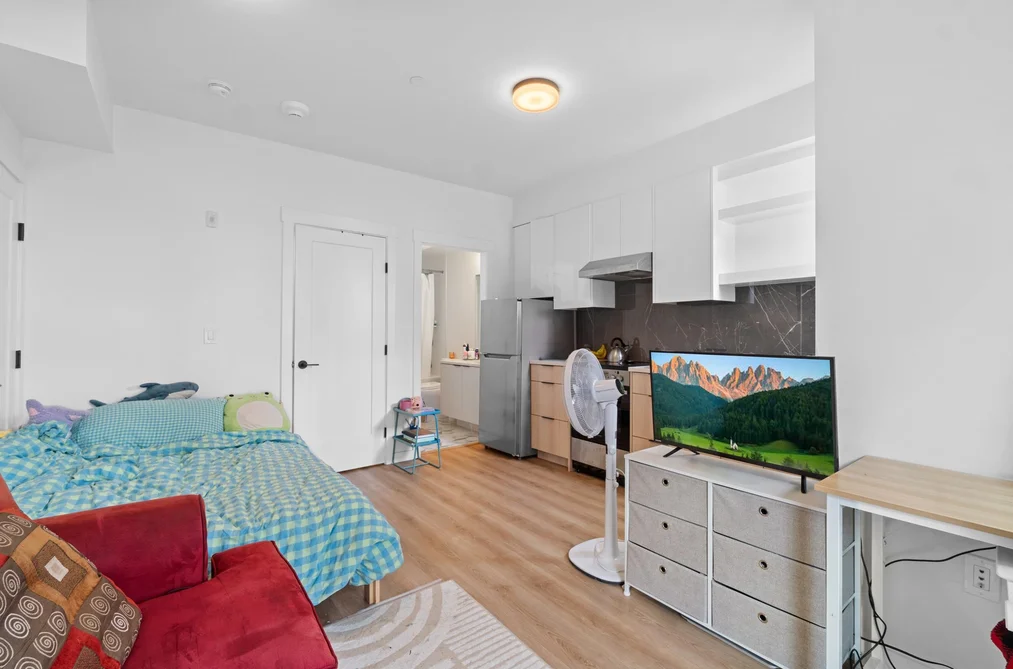 5 237 RIDGEWAY AVENUE, North Vancouver BC V7L 0H6, North Vancouver BC — Residential for Sale - Photo 4
