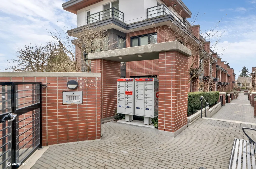 5 338 W 64 AVENUE, Vancouver BC V5X 2L9, Vancouver BC — Residential for Sale - Photo 3