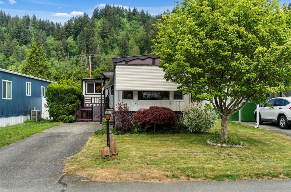 5 46484 CHILLIWACK LAKE ROAD, Chilliwack BC V2R 3R7, Chilliwack BC — Residential for Sale - Photo 2