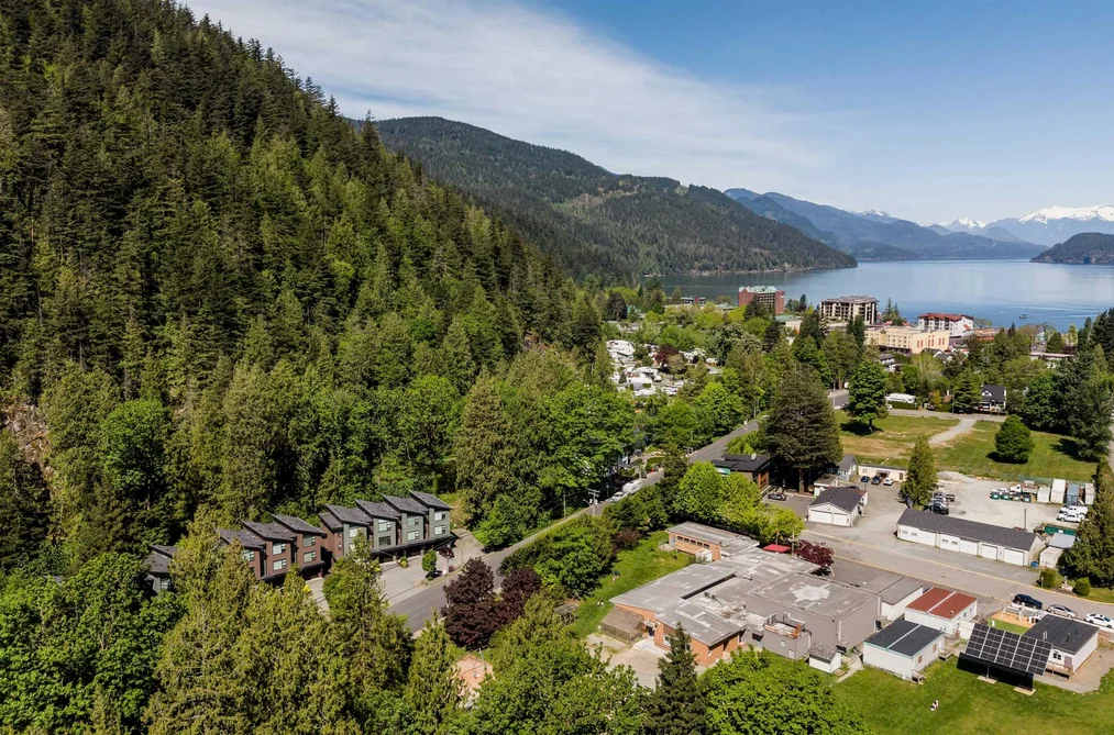 5 520 HOT SPRINGS ROAD, Harrison Hot Springs BC V0M 1K0, Harrison Hot Springs BC — Residential for Sale - Photo 2