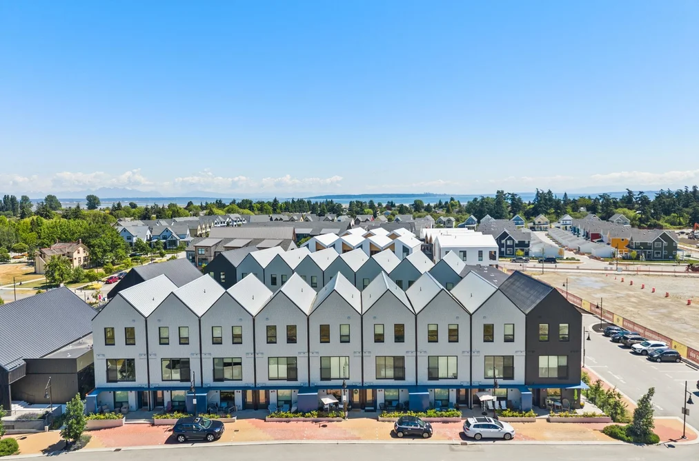 5 6340 MARKET AVENUE, Delta BC V4L 0B1, Delta BC — Residential for Sale — Photo 2 of 25