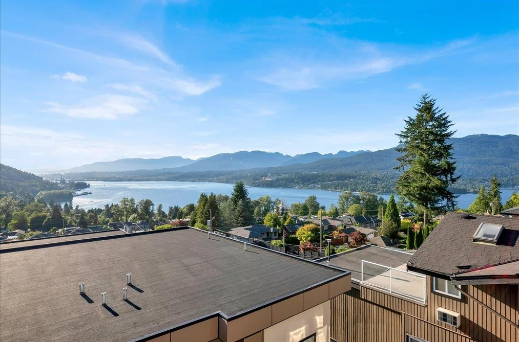 5-7275 Ridge Drive, Burnaby, BC - Townhouse for Sale - Photo 17 of 30 5-7275 Ridge Drive, Burnaby, BC - Townhouse for Sale - Photo 17 of 30