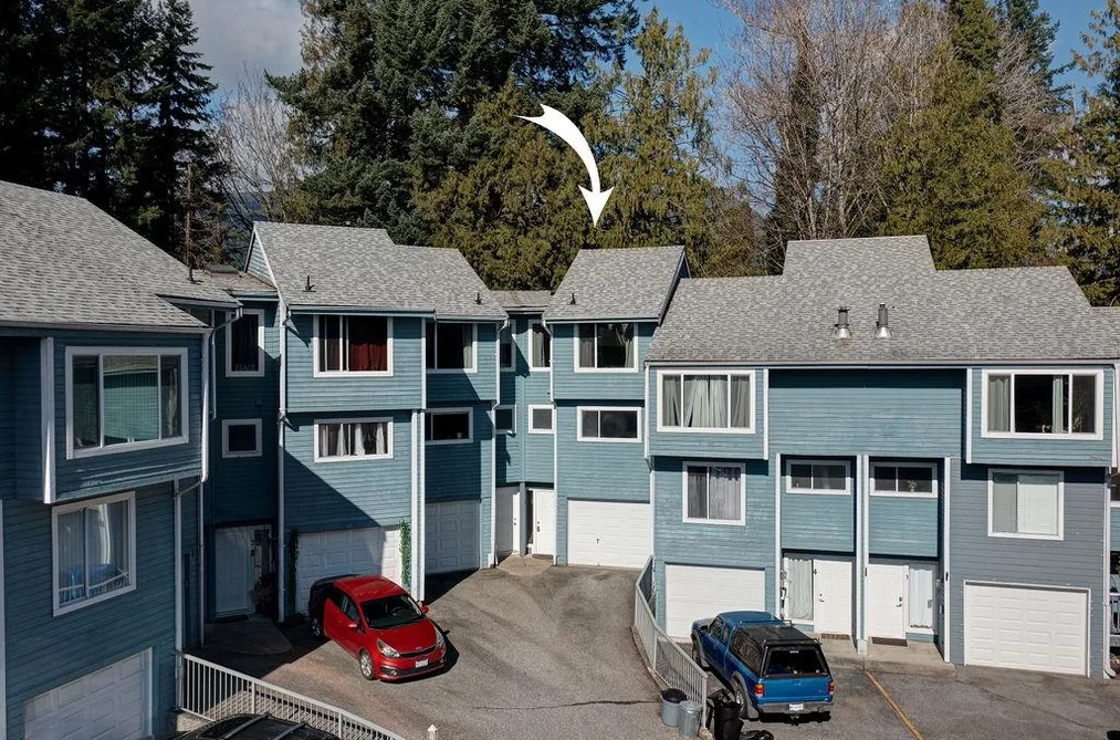822 GIBSONS WAY, Gibsons BC V0N 1V7, Gibsons BC — Residential for Sale - Photo 2