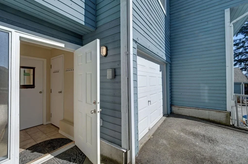 822 GIBSONS WAY, Gibsons BC V0N 1V7, Gibsons BC — Residential for Sale - Photo 4