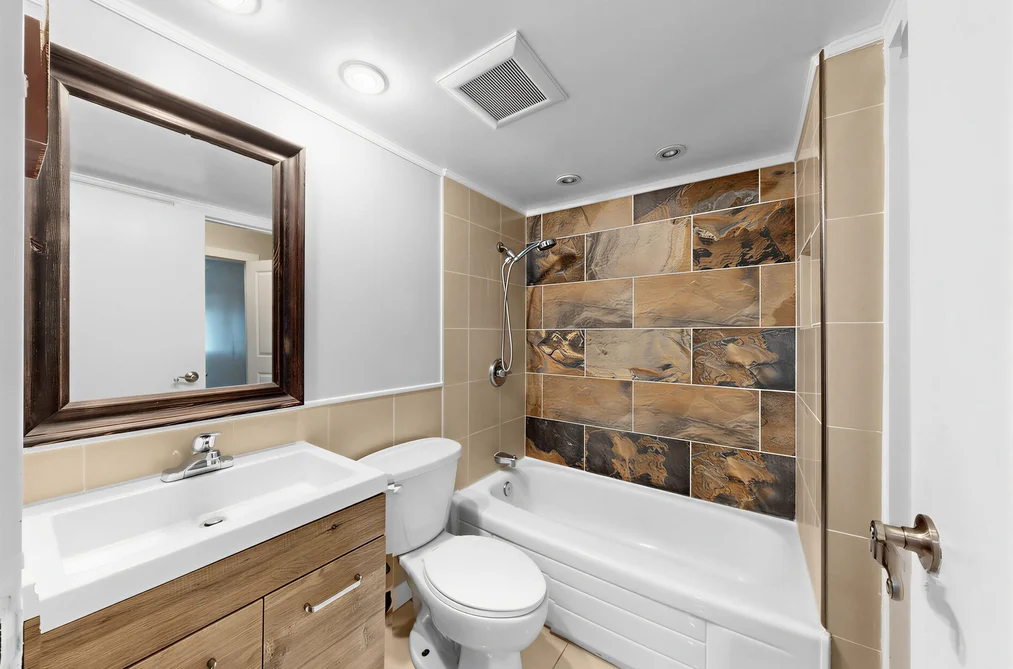 5 9584 MANCHESTER DRIVE, Burnaby BC V3N 4R1, Burnaby BC — Residential for Sale - Photo 3
