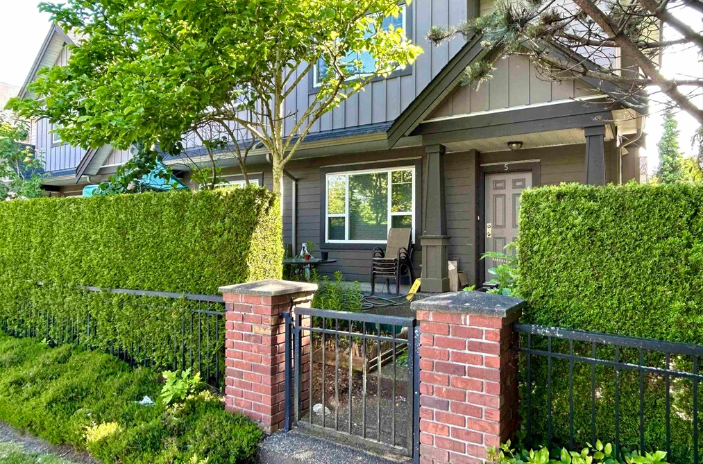 Townhouse for sale at 5 9699 Sills Avenue Richmond British Columbia - MLS: R3126378