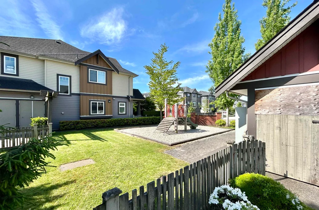 5-9699 Sills Avenue, Richmond, BC - Townhouse for Sale - Photo 22 of 25 5-9699 Sills Avenue, Richmond, BC - Townhouse for Sale - Photo 22 of 25