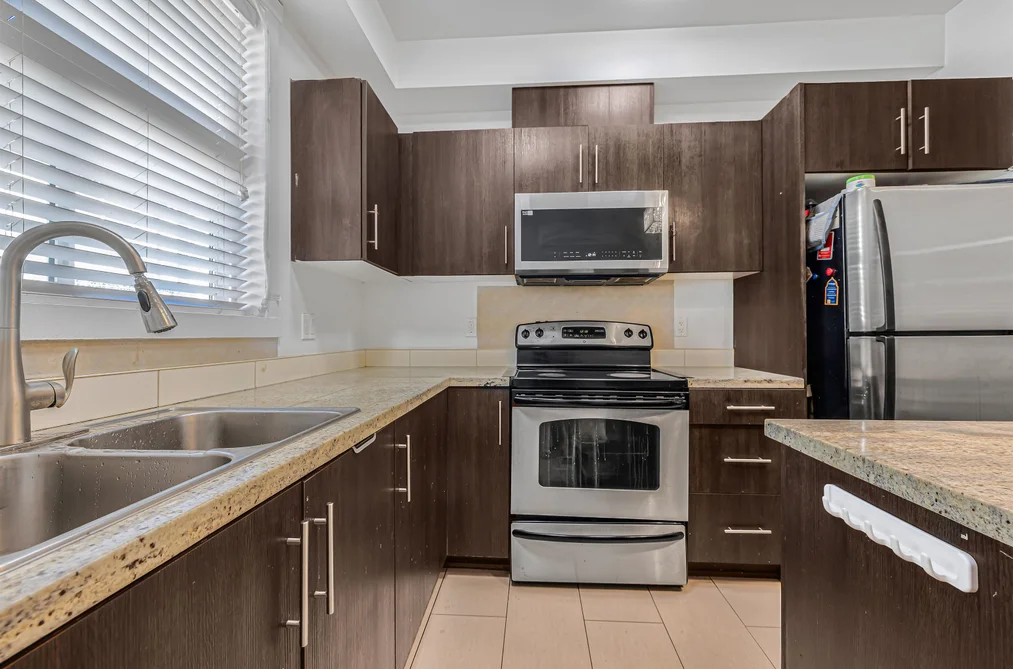 50-6123 138 Street, Surrey, BC - Townhouse for Sale - Photo 11 of 23 50-6123 138 Street, Surrey, BC - Townhouse for Sale - Photo 11 of 23
