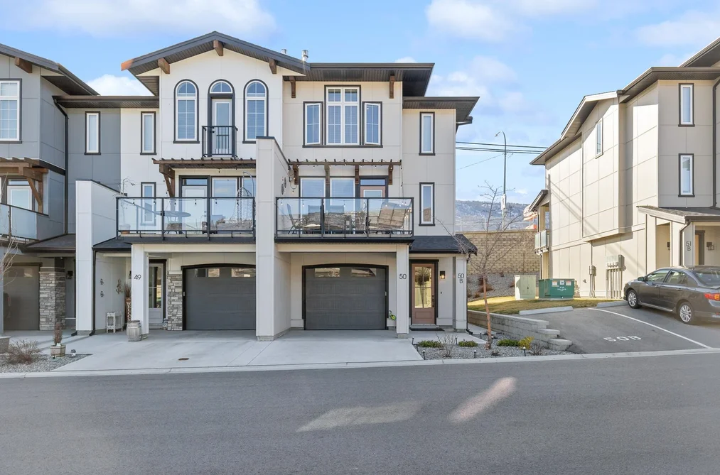 Townhouse for sale at 50 8000 Vedette Drive No City Value British Columbia - MLS: R3093937