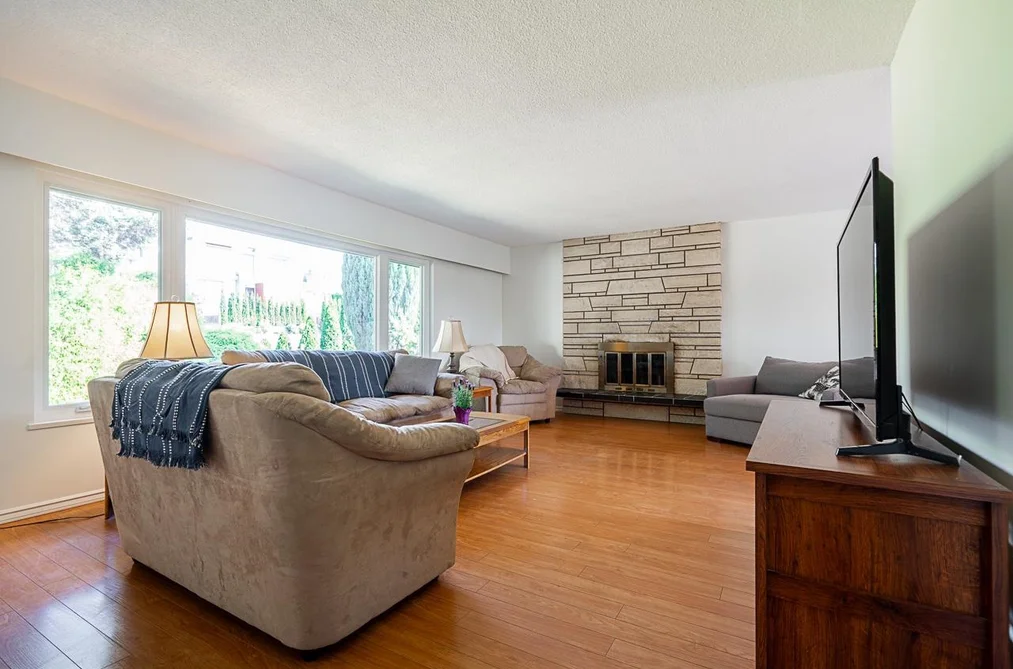 50 EAST 10TH AVENUE, New Westminster, BC — Residential for Sale — Photo 5 of 36