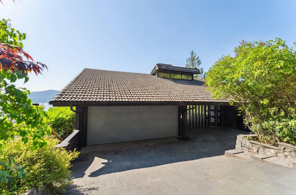House for sale at 50 Panorama Road Lions Bay British Columbia - MLS: R3108984