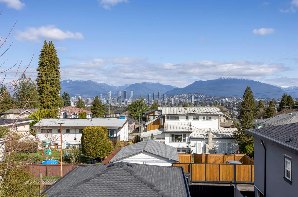 5001 DOVER STREET, Burnaby BC V5H 1R4, Burnaby BC — Residential for Sale - Photo 3