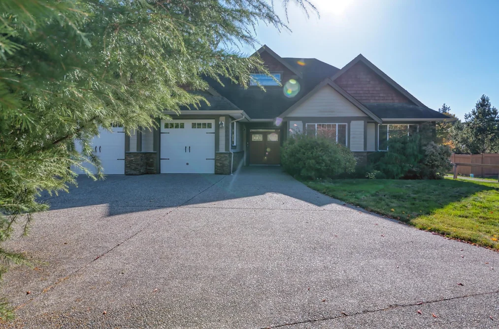 House for sale at 5005 Bay Road Sechelt British Columbia - MLS: R3061118