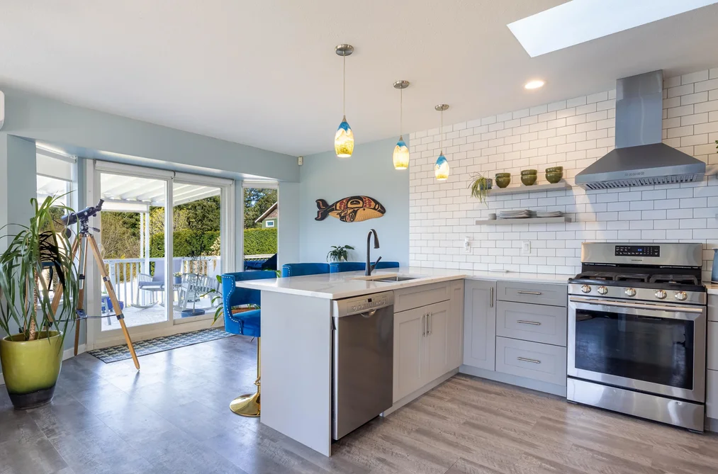 5007 LAUREL AVENUE, Sechelt BC V7Z 0B9, Sechelt BC — Residential for Sale - Photo 4